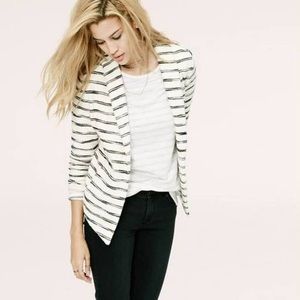Lou and Grey Soft Striped Blazer